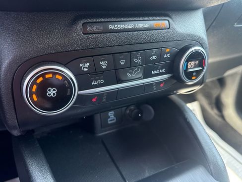 Used 2020 Ford Escape SE AWD/4WD image 30
