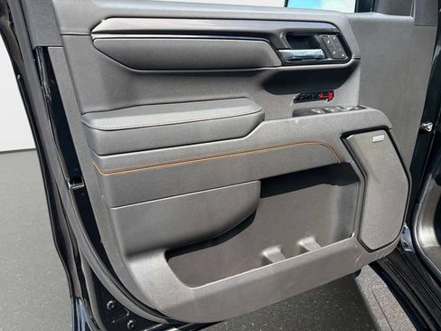 New 2026 GMC Sierra 1500 AT4 w/ AT4 Premium Package AWD/4WD image 17