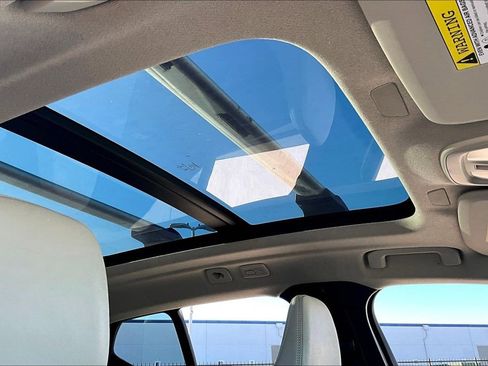 Used 2023 Volvo XC40 B5 Plus w/ Protection Package image 22