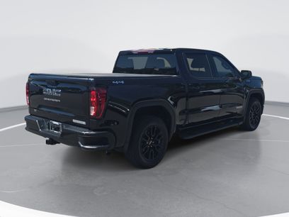 Used 2024 GMC Sierra 1500 Elevation w/ LPO, Elevation Black Package