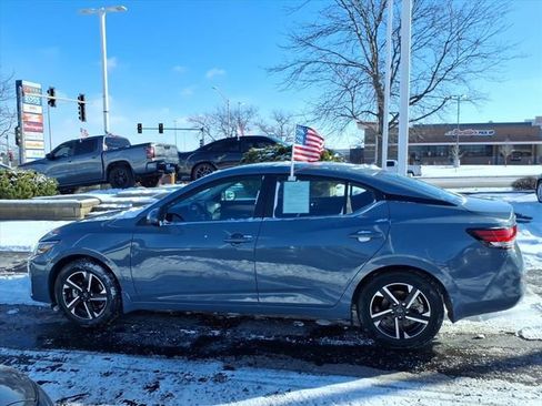 Certified 2025 Nissan Sentra SV image 6