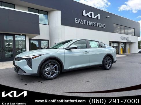 New 2026 Kia K4 FWD image 1