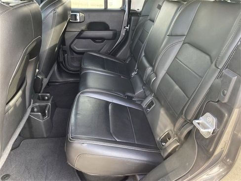 Used 2021 Jeep Gladiator Overland w/ Popular Equipment Package image 34