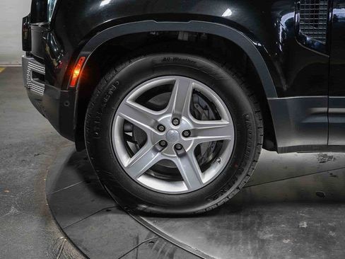 Used 2020 Land Rover Defender 110 HSE image 10