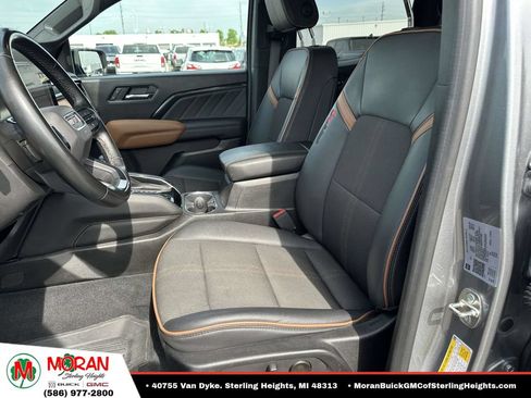 Certified 2023 GMC Canyon AT4 w/ Technology Package AWD/4WD image 19