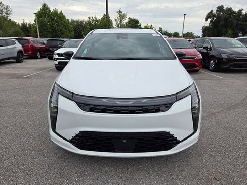 New 2027 Chrysler Pacifica Select w/ Family Tech Group FWD image 17
