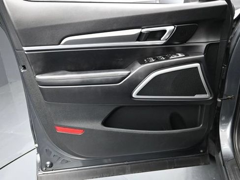 Used 2021 Kia Telluride S AWD/4WD image 16