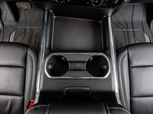 Used 2025 Chevrolet Silverado 2500 LTZ w/ LTZ Plus Package image 27