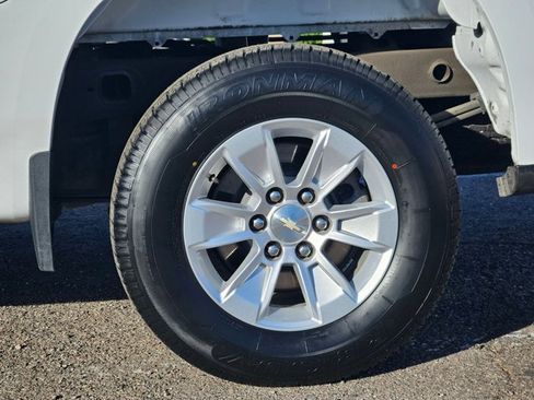 Used 2022 Chevrolet Silverado 1500 LT image 19