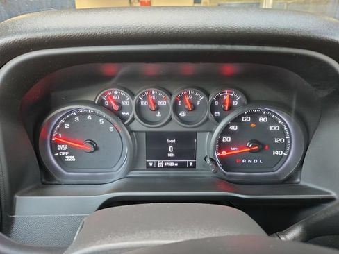 Used 2022 Chevrolet Silverado 1500 Custom AWD/4WD image 16