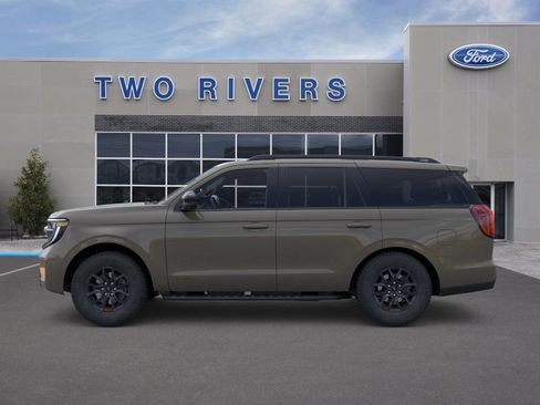 New 2026 Ford Expedition Tremor image 3