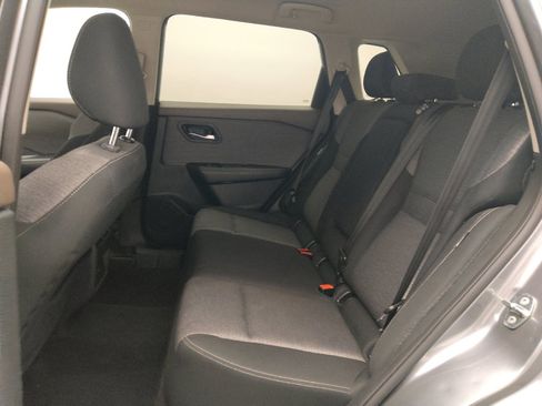 Used 2021 Nissan Rogue SV AWD/4WD image 18
