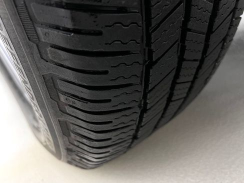 Used 2022 Nissan Armada SL w/ Captain's Chairs Package image 33