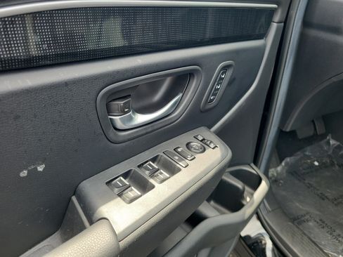 Used 2024 Honda Pilot Elite image 18