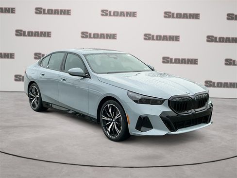 New 2026 BMW 530i xDrive w/ M Sport Package image 7