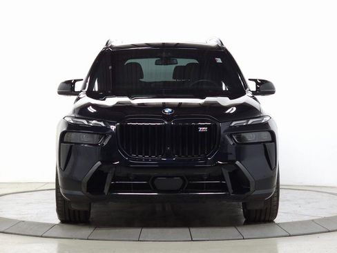 Used 2025 BMW X7 M60i image 2