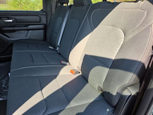New 2026 RAM 1500 Express AWD/4WD image 11