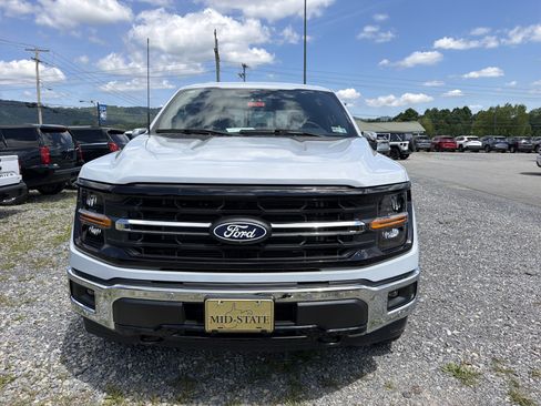 Used 2025 Ford F150 XLT w/ Equipment Group 302A MID AWD/4WD image 11