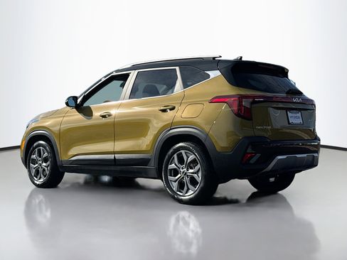 Used 2024 Kia Seltos S AWD/4WD image 13