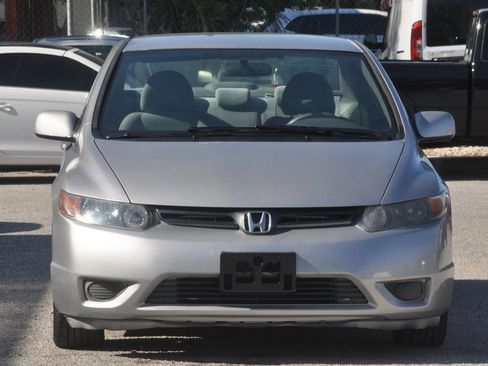 Used 2008 Honda Civic LX image 2