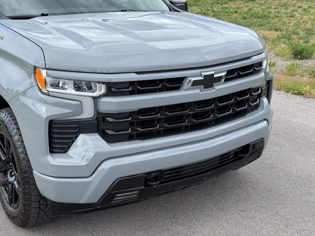 Used 2024 Chevrolet Silverado 1500 RST w/ Protection Package AWD/4WD image 5