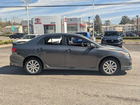 Used 2010 Toyota Corolla S image 4