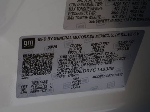 Used 2026 GMC Sierra 1500 SLT RWD image 23