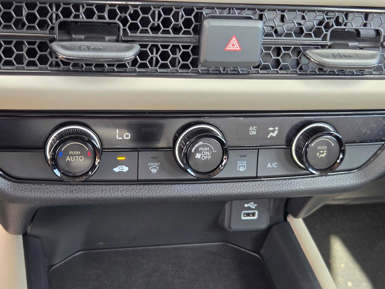 Used 2023 Honda HR-V LX image 18