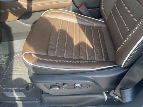 Used 2026 GMC Yukon XL Denali Ultimate image 18