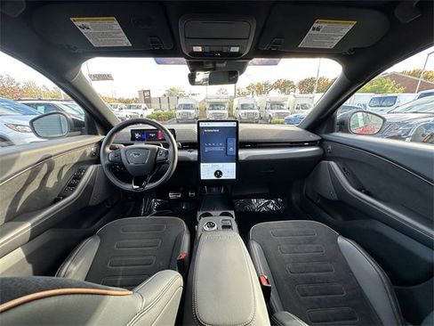 Certified 2023 Ford Mustang Mach-E GT image 16