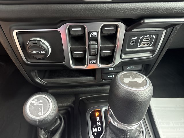 Used 2026 Jeep Wrangler Unlimited Sport AWD/4WD image 31
