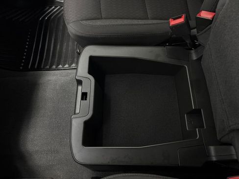 Used 2024 Chevrolet Silverado 1500 LT image 62