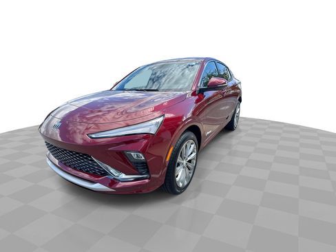 Certified 2025 Buick Envista Avenir image 4