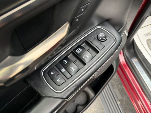 Used 2019 RAM 1500 Limited w/ Advanced Safety Group image 11