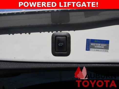 Used 2019 Toyota Highlander Limited image 9