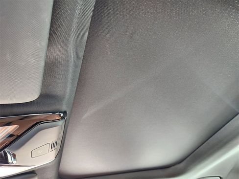 Used 2022 BMW 330i xDrive Sedan w/ Premium Package image 23