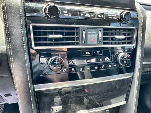 Used 2022 INFINITI QX80 Luxe w/ Cargo Package image 17