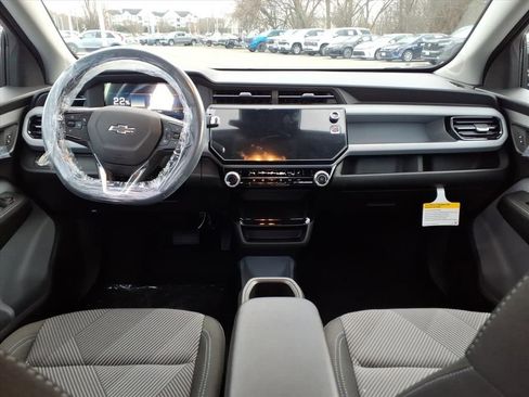 New 2027 Chevrolet Bolt LT w/ Comfort Package image 19