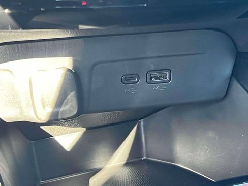 Used 2026 Chevrolet Trax LT w/ Driver Confidence Package FWD image 33