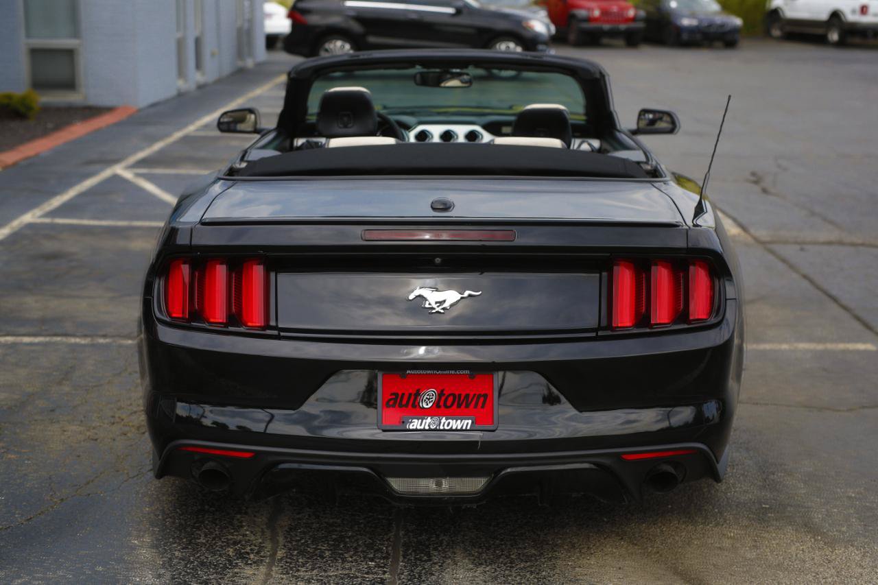 Used 2016 Ford Mustang Premium RWD image 13
