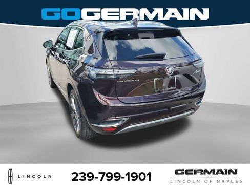 Used 2021 Buick Envision Avenir w/ Technology Package II FWD image 9