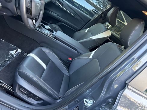 Used 2025 Toyota Camry SE FWD image 36