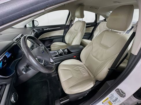 Used 2016 Ford Fusion Energi Titanium w/ Driver Assist Package image 13