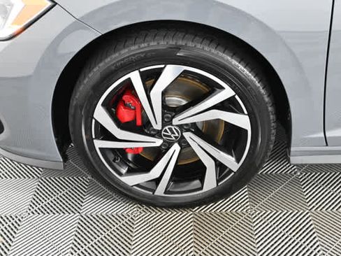 Used 2024 Volkswagen Jetta GLI Autobahn image 27