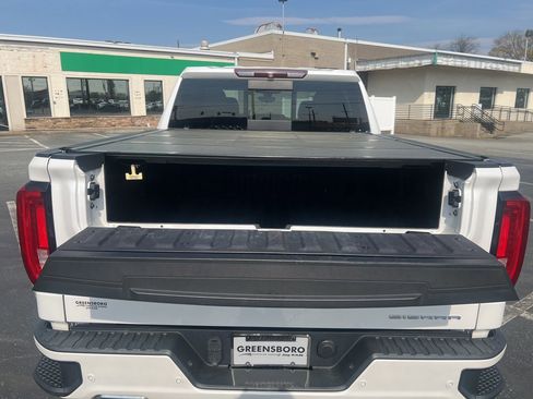 Used 2019 GMC Sierra 1500 Denali w/ Denali Ultimate Package AWD/4WD image 16