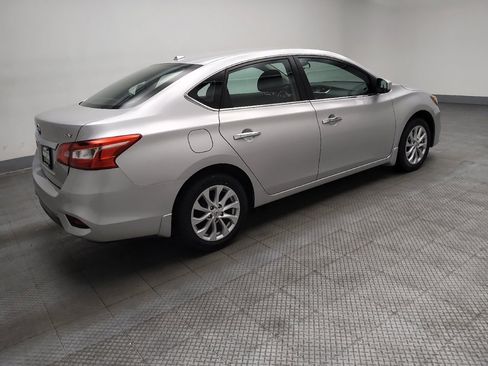 Used 2019 Nissan Sentra SV FWD image 10