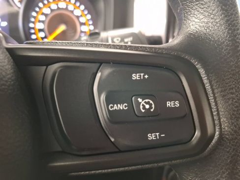 Used 2025 Jeep Wrangler Sport AWD/4WD image 19
