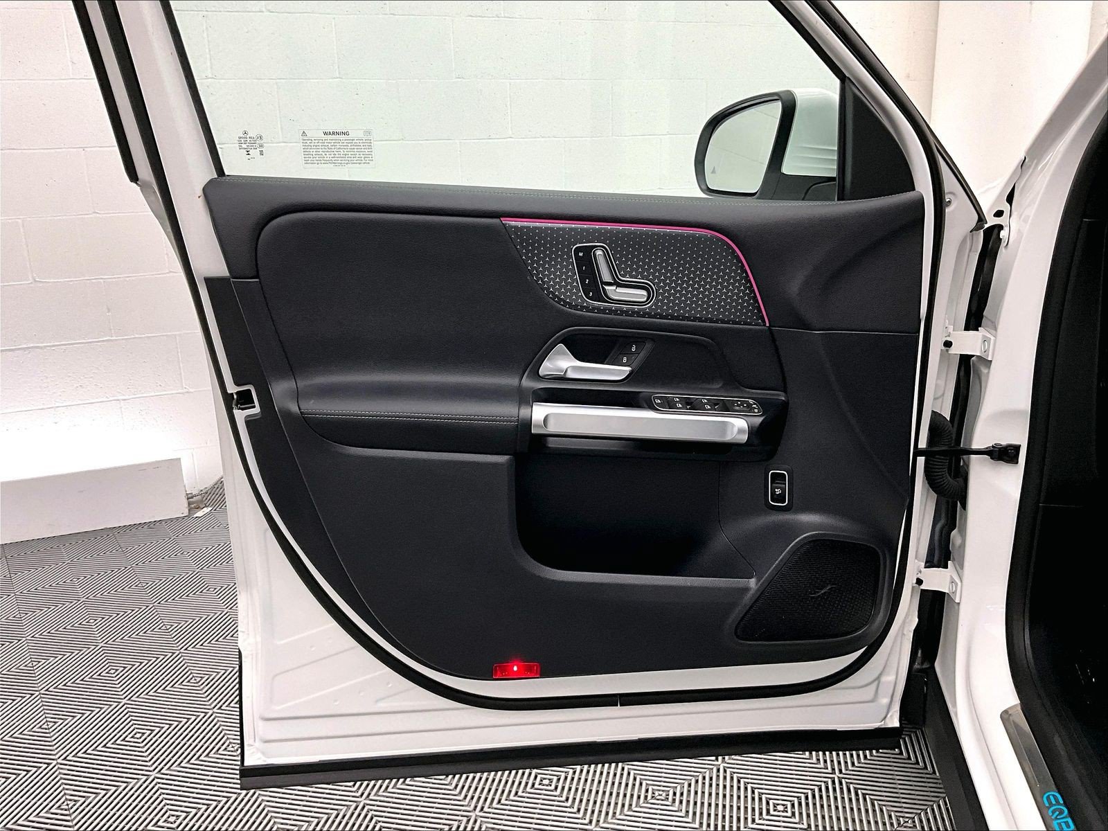 Certified 2024 Mercedes-Benz EQB 250+ image 24