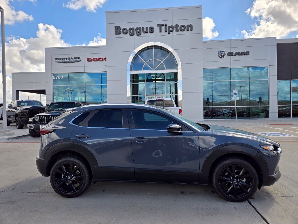 Used 2022 MAZDA CX-30 AWD 2.5 S w/ Preferred Package image 2