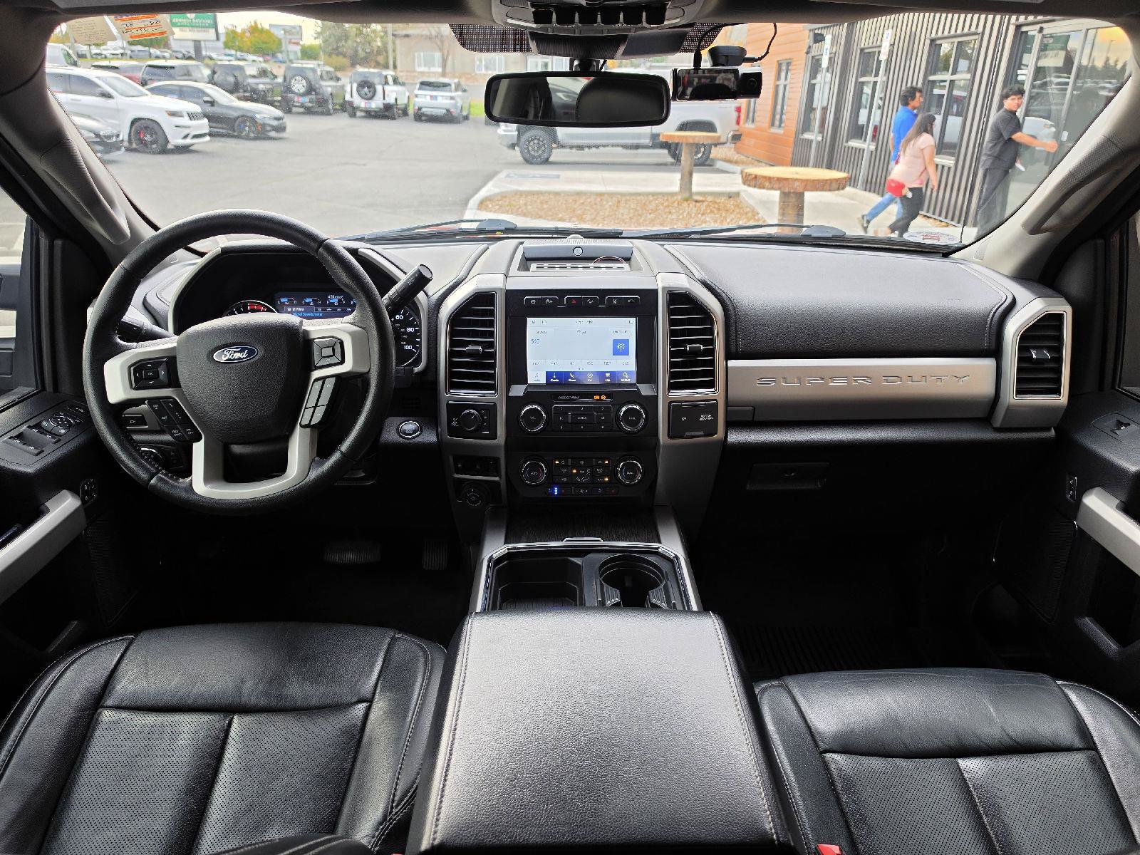 Used 2020 Ford F350 Lariat w/ Lariat Ultimate Package AWD/4WD image 17
